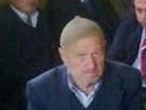 Köstebek avlamak isterken kendisi vurdu!