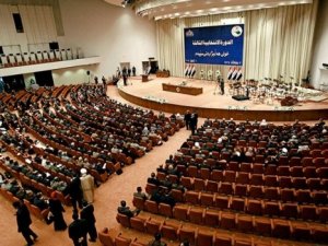 Irak'ta yerel seçimler ertelendi!