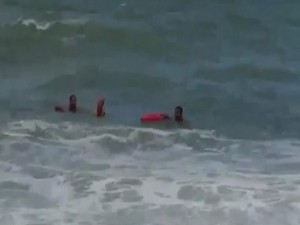 Akıntıya kapıldı, böyle kurtarıldı