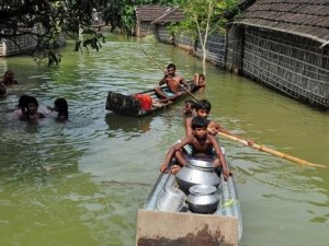 245 kişi hayatını kaybetti