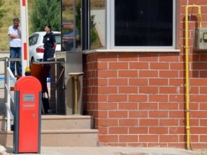 Nöbette kaza kurşunu: 1 polis şehit, 1 polis yaralı