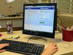 İnternet kullanan çocuklar riski altında