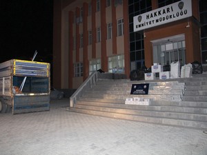 Hakkari’de 23 bin paket kaçak sigara ele geçirildi!