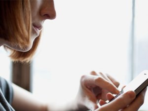 Akıllı telefonlar yeni hastalık ortaya çıkardı!