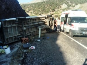 Mevsimlik işçiler kaza yaptı 1 ölü, 9 yaralı!