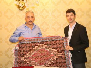 Hakkari'de tayini çıkan Ongu ve Mut'a veda yemeği düzenlendi