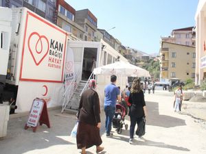 Kızılay Hakkari’de kan bağışı kampanyası başlattı!