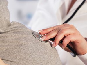 Gebelik sonrası psikolojik desteğin önemi