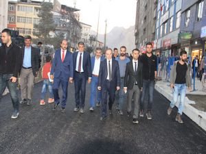 Hakkari yollarına 2’nci kat asfalt atılıyor!