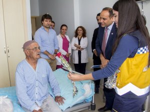 Hakkari Üniversitesi "Hasta Hakları Bilgilendirme" standı açtı!