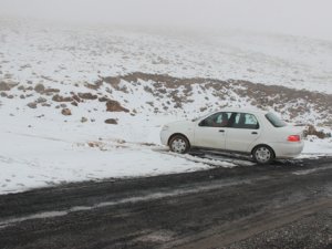 Yüksek kesimlere kar yağdı!
