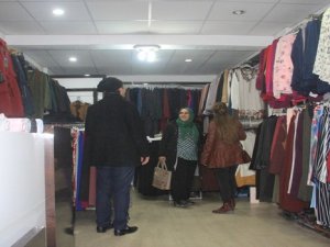 Tesettür Parkta pardösüde %50+20 indirim