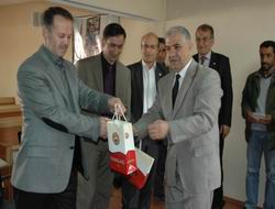 Heskader 2 milyon arı otu tohumu dağıttı