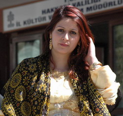 KADIN KONGRESİ İKİNCİ GÜNÜNDE