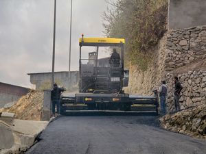 Hakkari şenler rampası asfaltlanıyor!