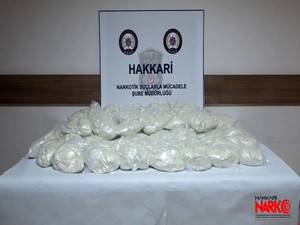 Hakkari-Van karayolunda 45 kilo eroin ele geçirildi