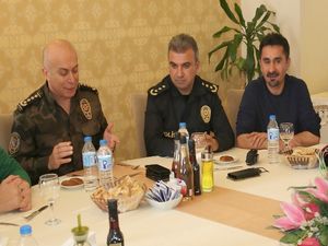 Müdür Dilberoğlu gazetecilerle bir araya geldi