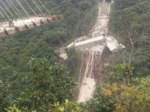 Kolombiya’da köprü çöktü: 10 ölü