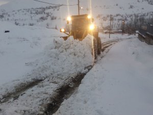 Kapalı: 3 köy, 4 mezra yolunda çalışma başlatıldı