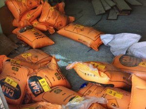 950 kilogram amonyum nitrat maddesi ele geçirildi