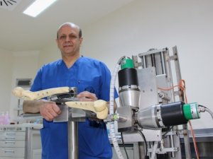 Kırıklar açık ameliyata gerek kalmadan tedavi edilebilecek.