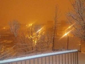 Hakkari’de 34 köy, 78 mezra yolu ulaşıma kapandı
