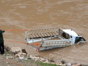 Düğün günü canından oldu