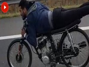 Motosiklet üzerinde ölümüne yolculuk