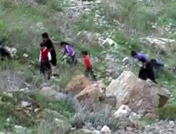 Köy halkı bir olup cenazeleri aradı
