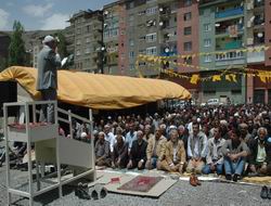 çadırda 7.hafta cuma namazı