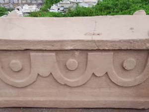 1700 yıllık lahiti satmak isterken yakalandılar