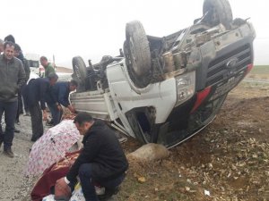 Trafik kazası 1 ağır 2 yaralı