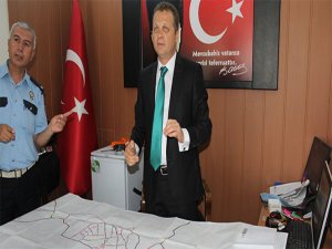 Emniyet müdürü kendi aracına ceza kestirdi