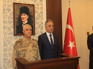 Jandarma Genel Komutanı Çetin Hakkari’de