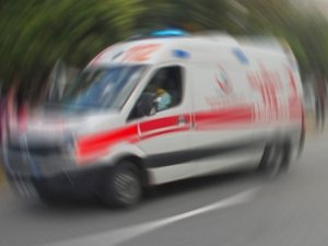 İşçileri taşıyan otobüs devrildi: 31 yaralı