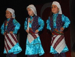 Sizi gidi eşek sıpaları Hakkari’de sahnelen’di