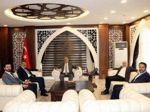 İnsan hakları komisyonu Vali Toprak'a ziyaret etti