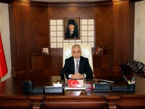 Vali Toprak'tan Atatürk'ü anma mesajı!