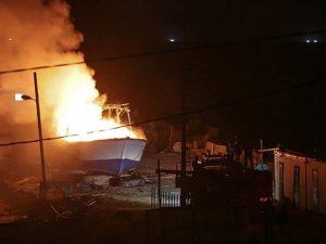 İsrail savaş uçakları Gazze'yi bombaladı