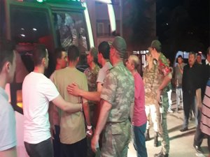 81 asker hastaneye kaldırıldı