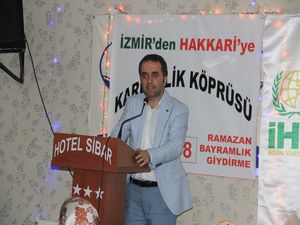 İHH iftar yemeği verdi 255 kişiye giyim yardımı yaptı