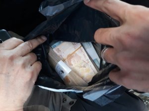 Hepsi yaşlı adamın poşetinden çıktı