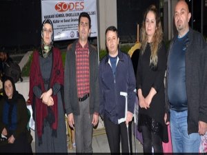 Hakkari Engelliler derneğinden yıl sonu sergisi