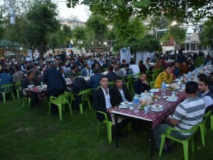 “Vedaş ve Vepsaş’tan 15.000 kişiye iftar”