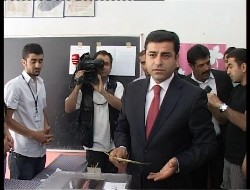 Demirtaş oyunu kullandı