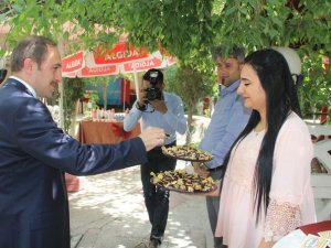 Öğretmen evinde resmi bayramlaşma