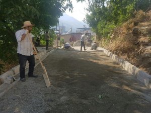Şemdinli'de kilit taşı çalışmaları başladı