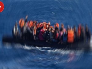 Mülteci gemisi battı: 19 ölü