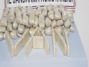 Terk edilen araçta eroin ele geçirildi