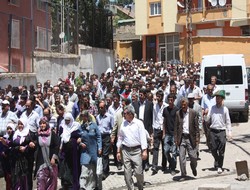 Dicle kararı protesto edildi